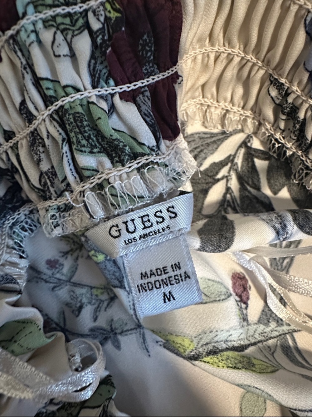 Guess White Floral Off-Shoulder Blouse with Burgundy & Green Print - Picture 6 of 6